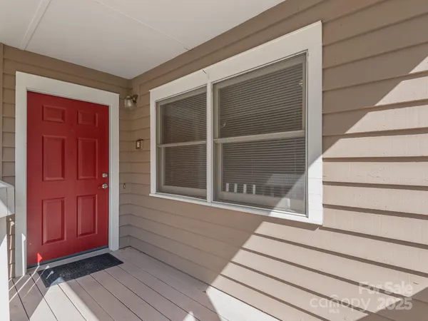 $265,000 | 8 Willow Tree Run, Unit 8, Asheville, NC 28803