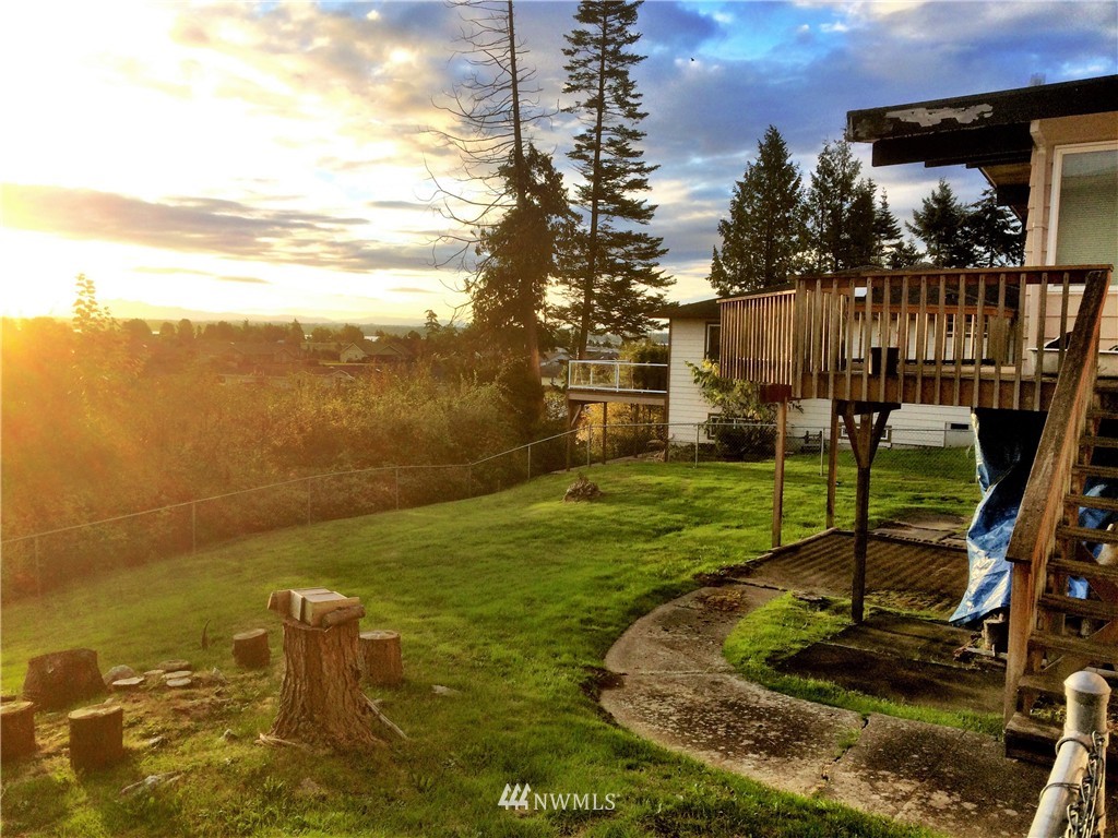 8166 Comox Road Blaine, WA 98230 - Photo 2 of 21 Gallery Image 2