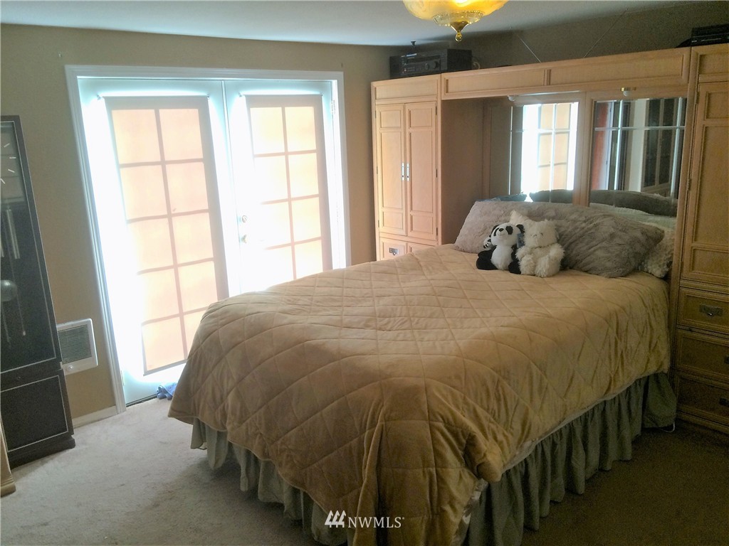 8166 Comox Road Blaine, WA 98230 - Photo 13 of 21 Gallery Image 13