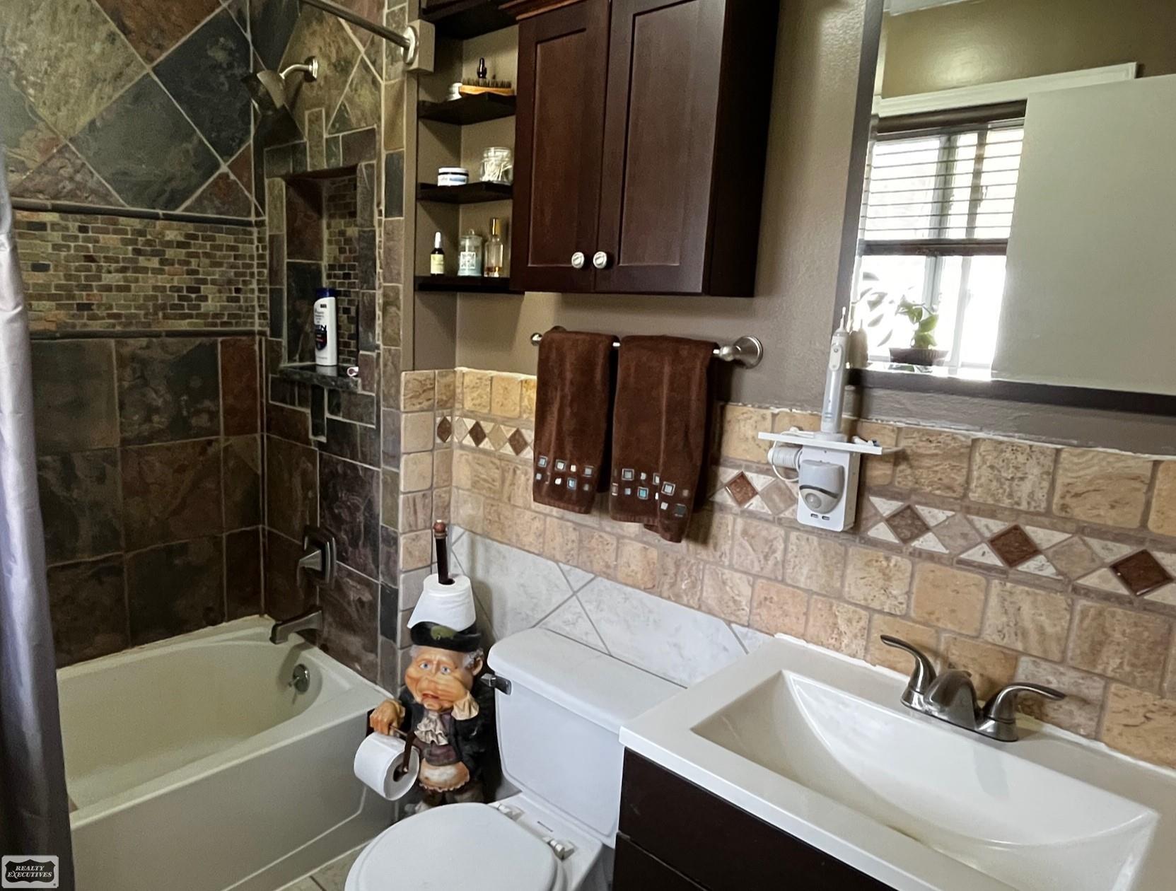 27095 25 Mile Road Chesterfield, MI 48051 - Photo 14 of 29