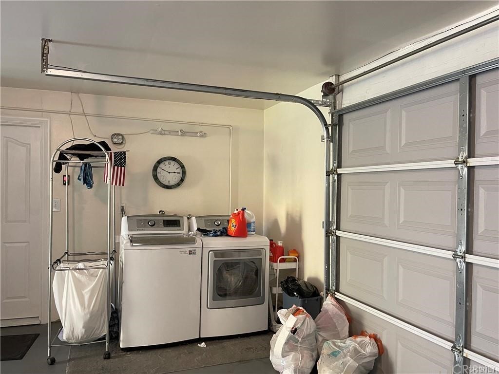 5259 Lewis Road Agoura Hills, CA 91301 - Photo 23 of 39 a view of a garage room