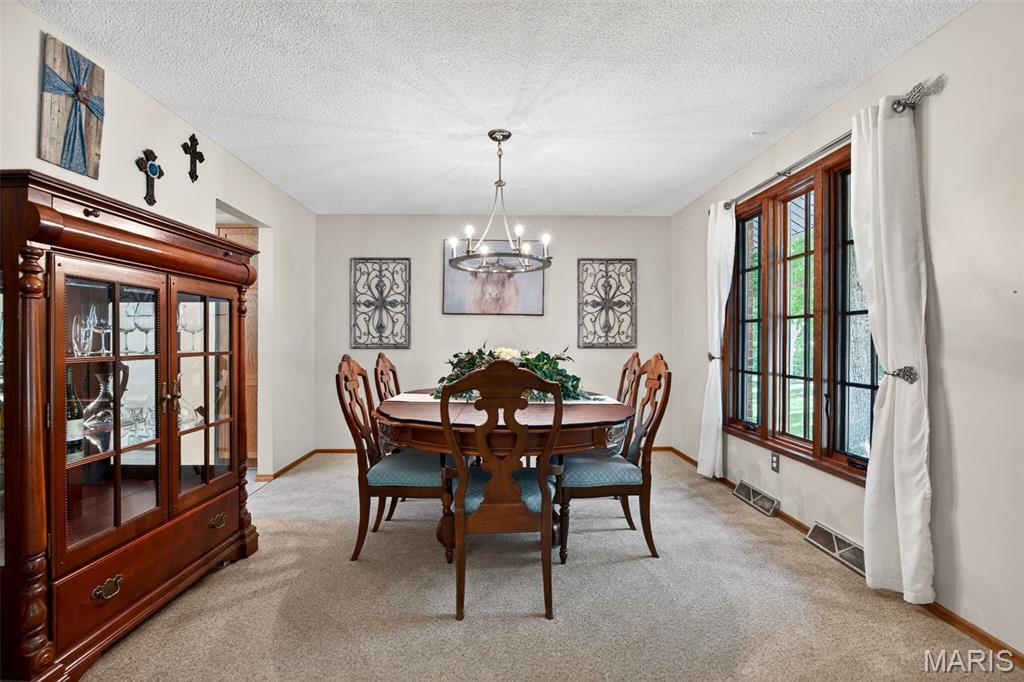 800 Matson Hill Road Defiance, MO 63341 - Photo 7 of 53 Gallery Image 7