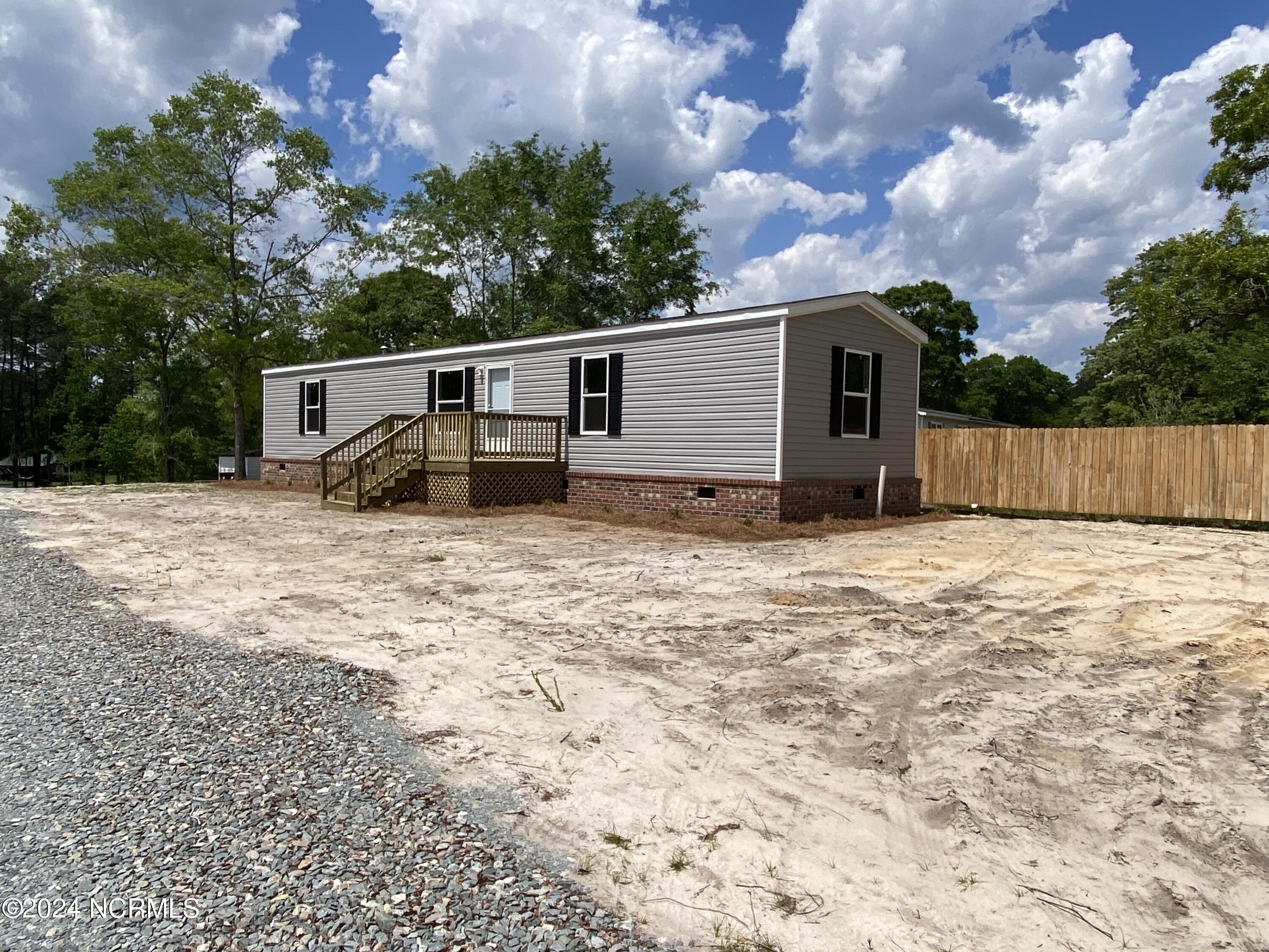 2746 Borough Road Currie, NC 28435 - Photo 4 of 33 IMG-4012