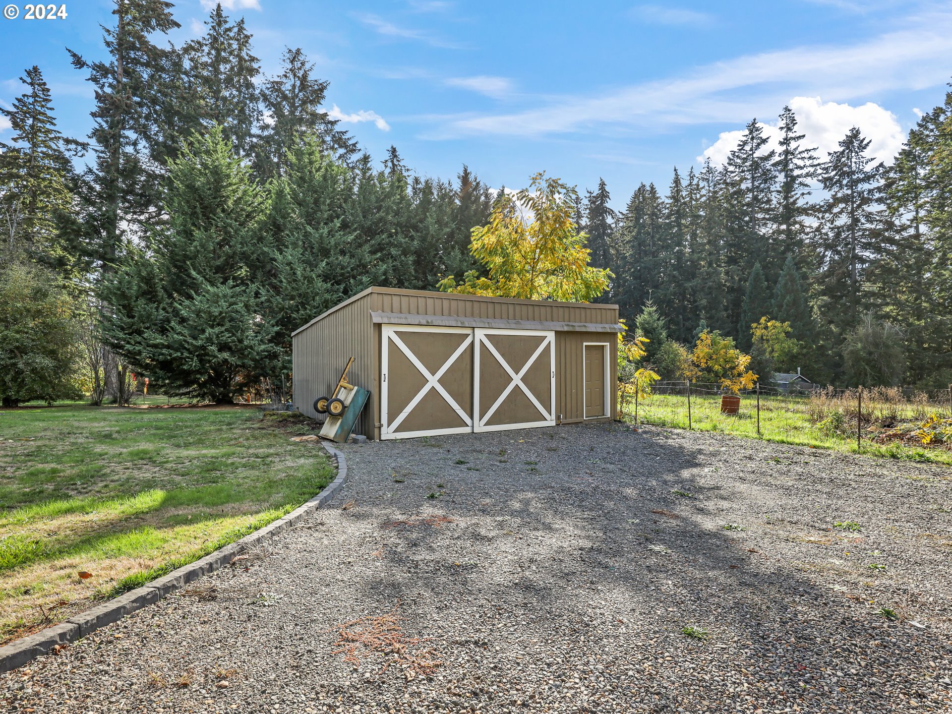 16787 Southeast Tong Road Damascus, OR 97089 - Photo 35 of 47 a view of outdoor space and yard