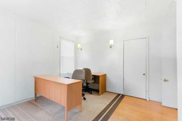 $460,000 | 350 Greylock Parkway, Belleville, NJ 07109