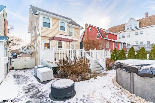 $460,000 | 350 Greylock Parkway, Belleville, NJ 07109