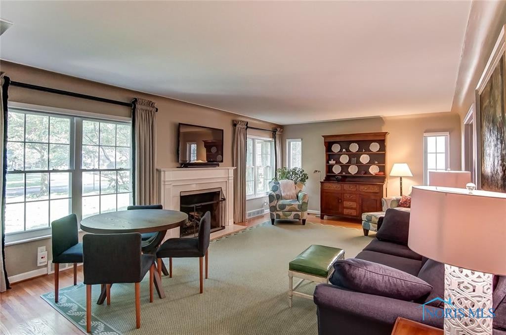 2248 Innisbrook Road Toledo, OH 43606 - Photo 2 of 36 Gallery Image 2