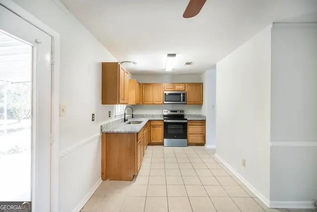 $158,500 | 434 Carolina Avenue, Warner Robins, GA 31093