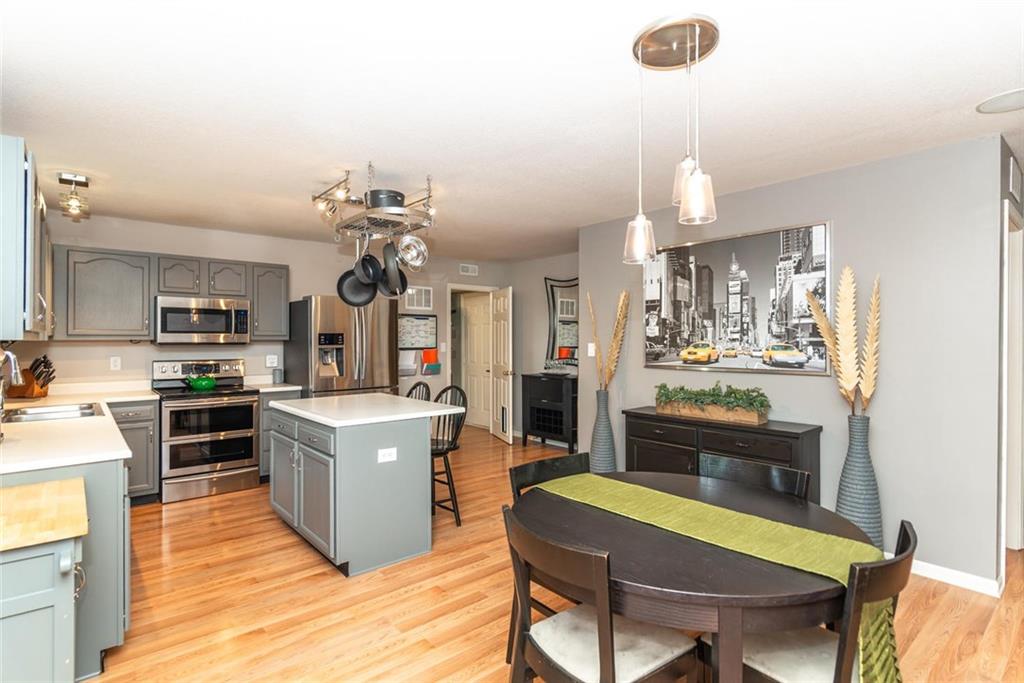12221 Running Springs Road Fishers, IN 46037 - Photo 11 of 31 Gallery Image 11