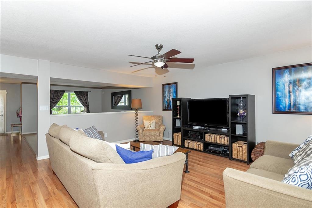 12221 Running Springs Road Fishers, IN 46037 - Photo 9 of 31 Gallery Image 9