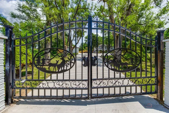 $799,000 | 16705 Wolf Road, Orland Park, IL 60467