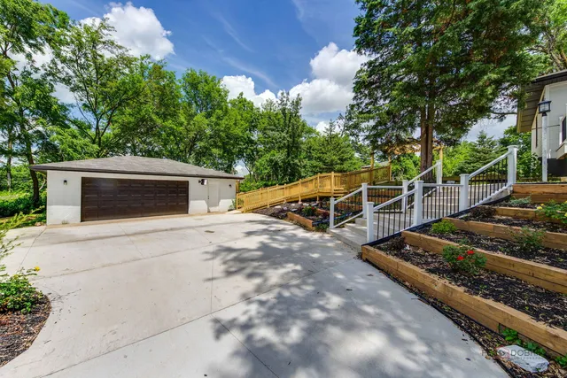 $799,000 | 16705 Wolf Road, Orland Park, IL 60467