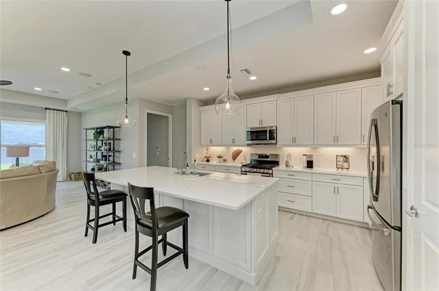 $949,999 | 909 Crosswind Avenue, Sarasota, FL 34240