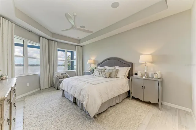 $949,999 | 909 Crosswind Avenue, Sarasota, FL 34240