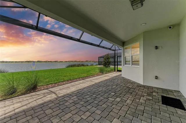 $949,999 | 909 Crosswind Avenue, Sarasota, FL 34240