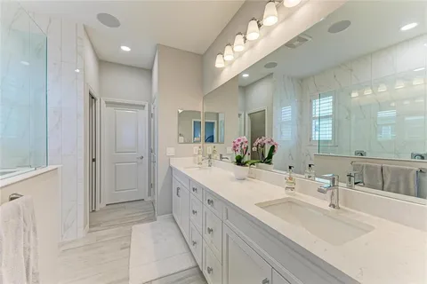 $949,999 | 909 Crosswind Avenue, Sarasota, FL 34240