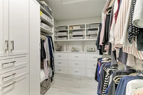 $949,999 | 909 Crosswind Avenue, Sarasota, FL 34240