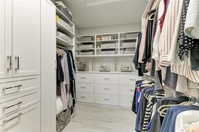 $949,999 | 909 Crosswind Avenue, Sarasota, FL 34240