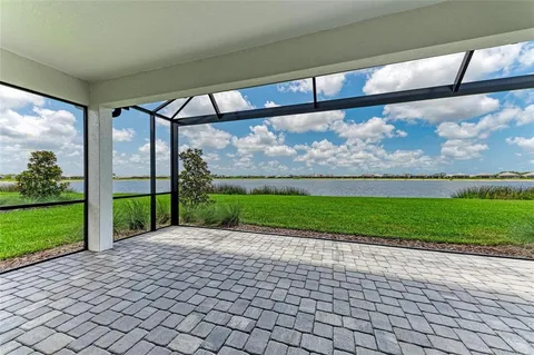 $949,999 | 909 Crosswind Avenue, Sarasota, FL 34240