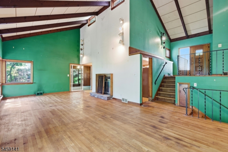 505 Long Hill Road Gillette, NJ 07933 - Photo 6 of 34 Gallery Image 6