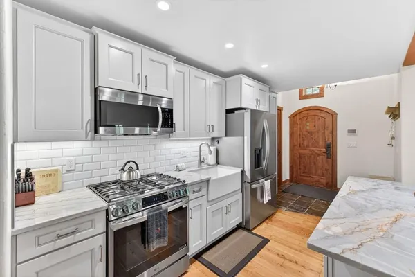 $1,395,000 | 4 Rock Creek Court, Donnelly, ID 83615