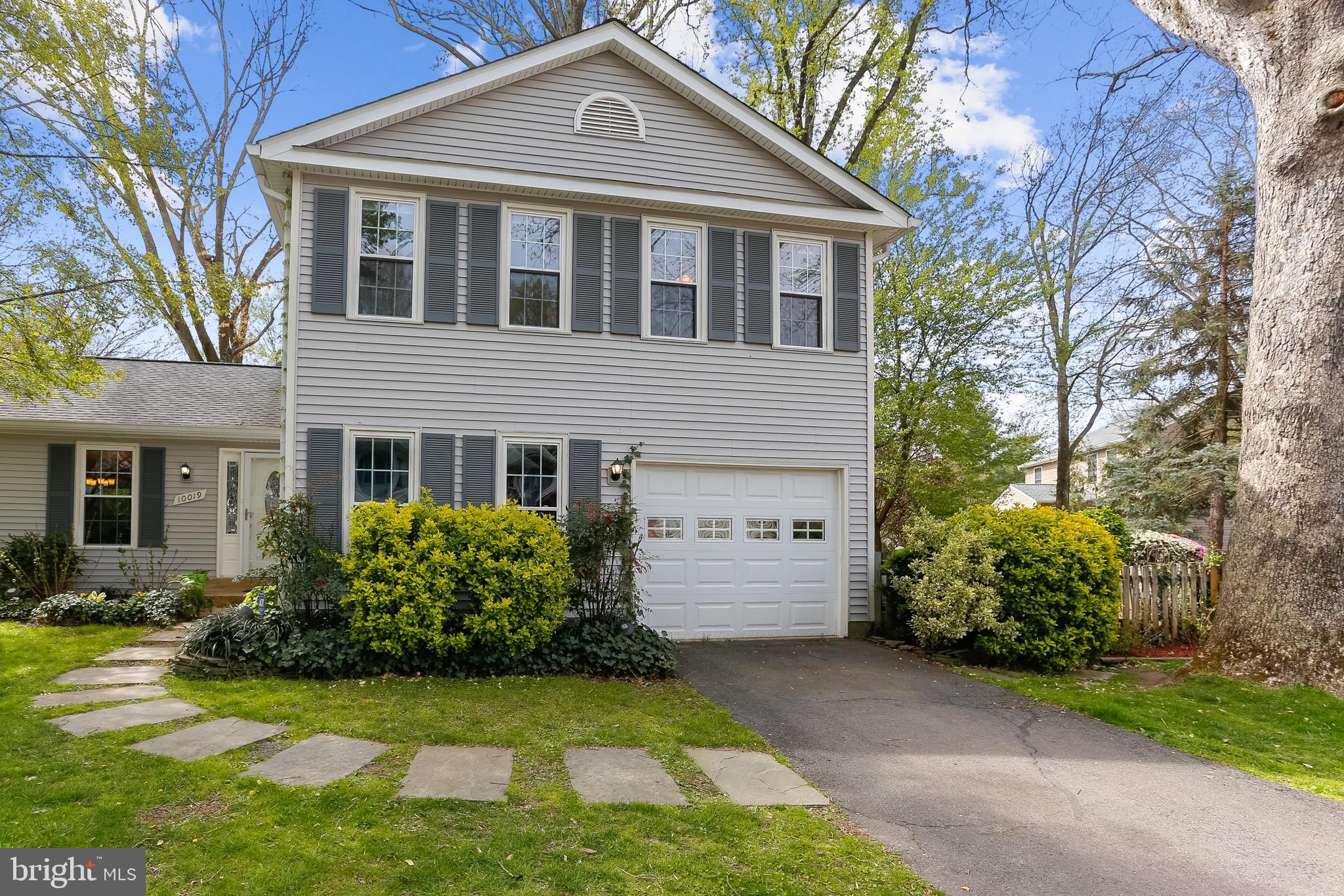 10019 Marshall Pond Road Burke, VA 22015 - Photo 2 of 6