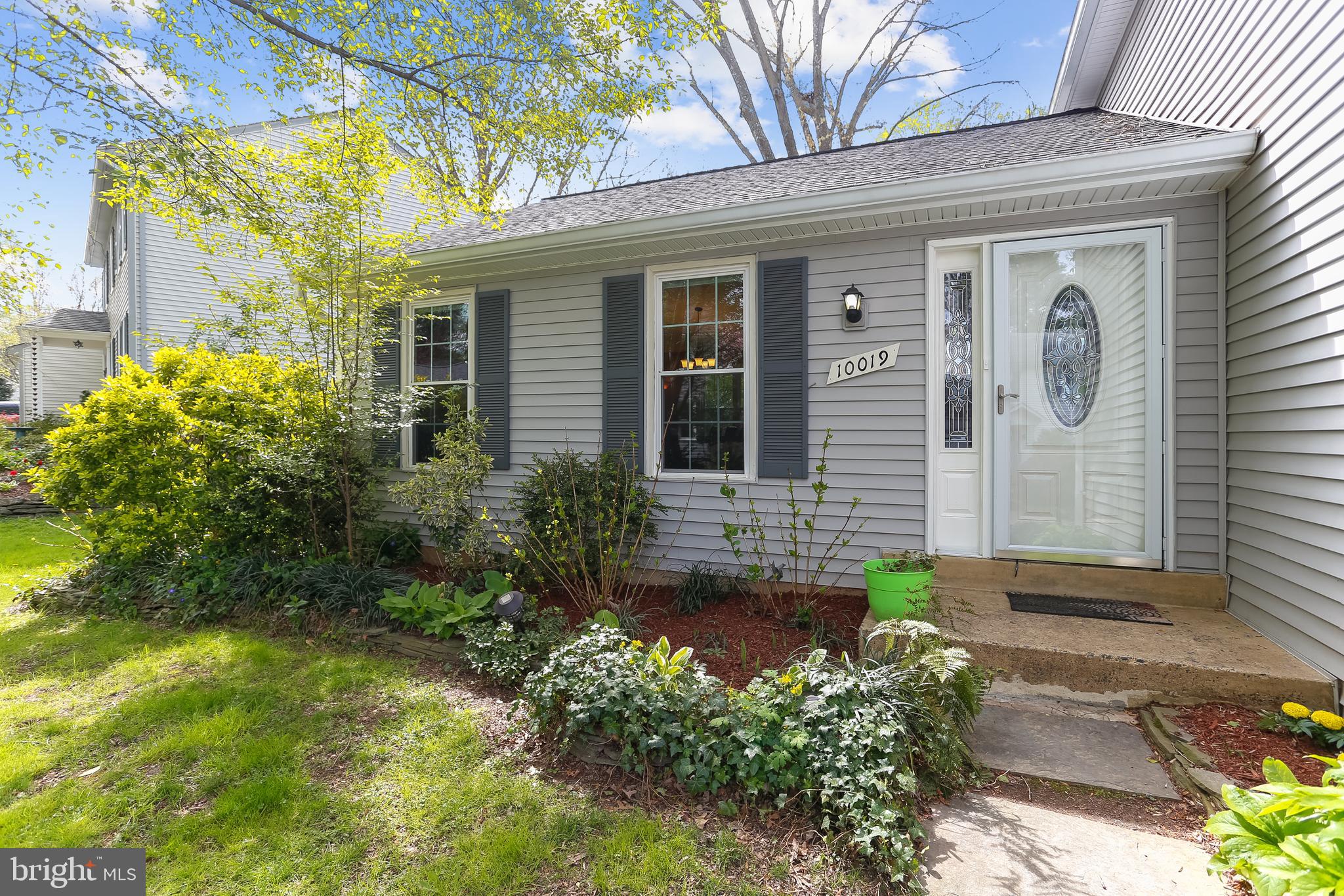 10019 Marshall Pond Road Burke, VA 22015 - Photo 3 of 6