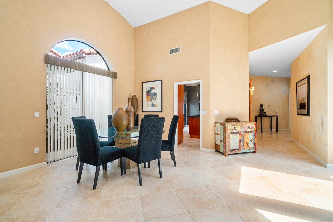 23172 Via Stel Boca Raton, FL 33433 - Photo 9 of 30 light and bright rooms