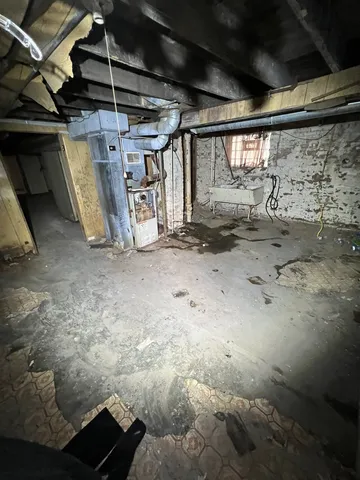 $79,000 | 7835 South Rhodes Avenue, Chicago, IL 60619