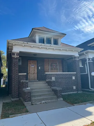 $79,000 | 7835 South Rhodes Avenue, Chicago, IL 60619