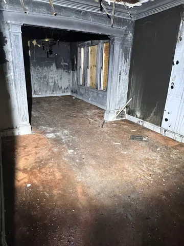 $79,000 | 7835 South Rhodes Avenue, Chicago, IL 60619