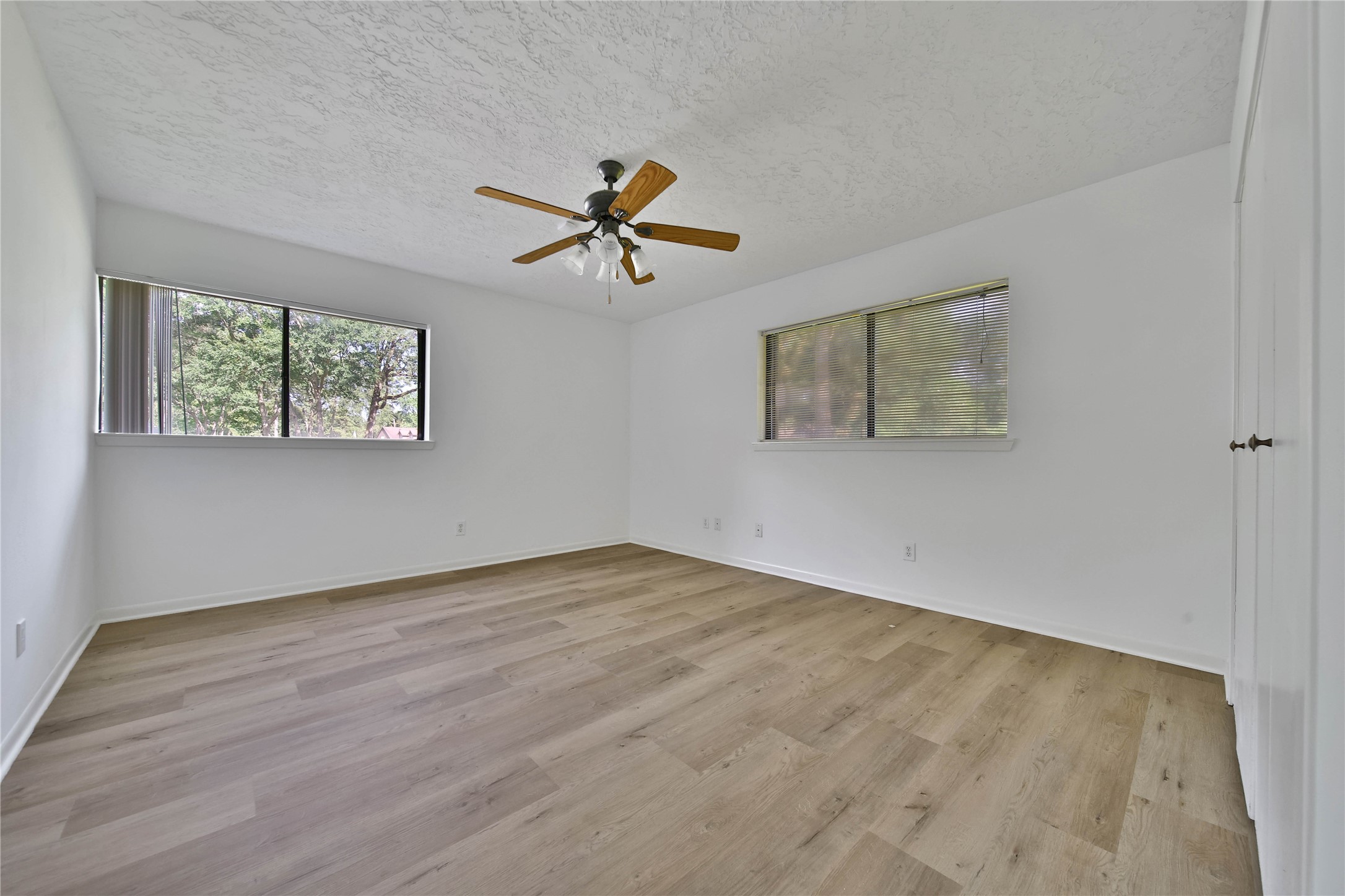 15418 Willis Way Conroe, TX 77384 - Photo 31 of 41