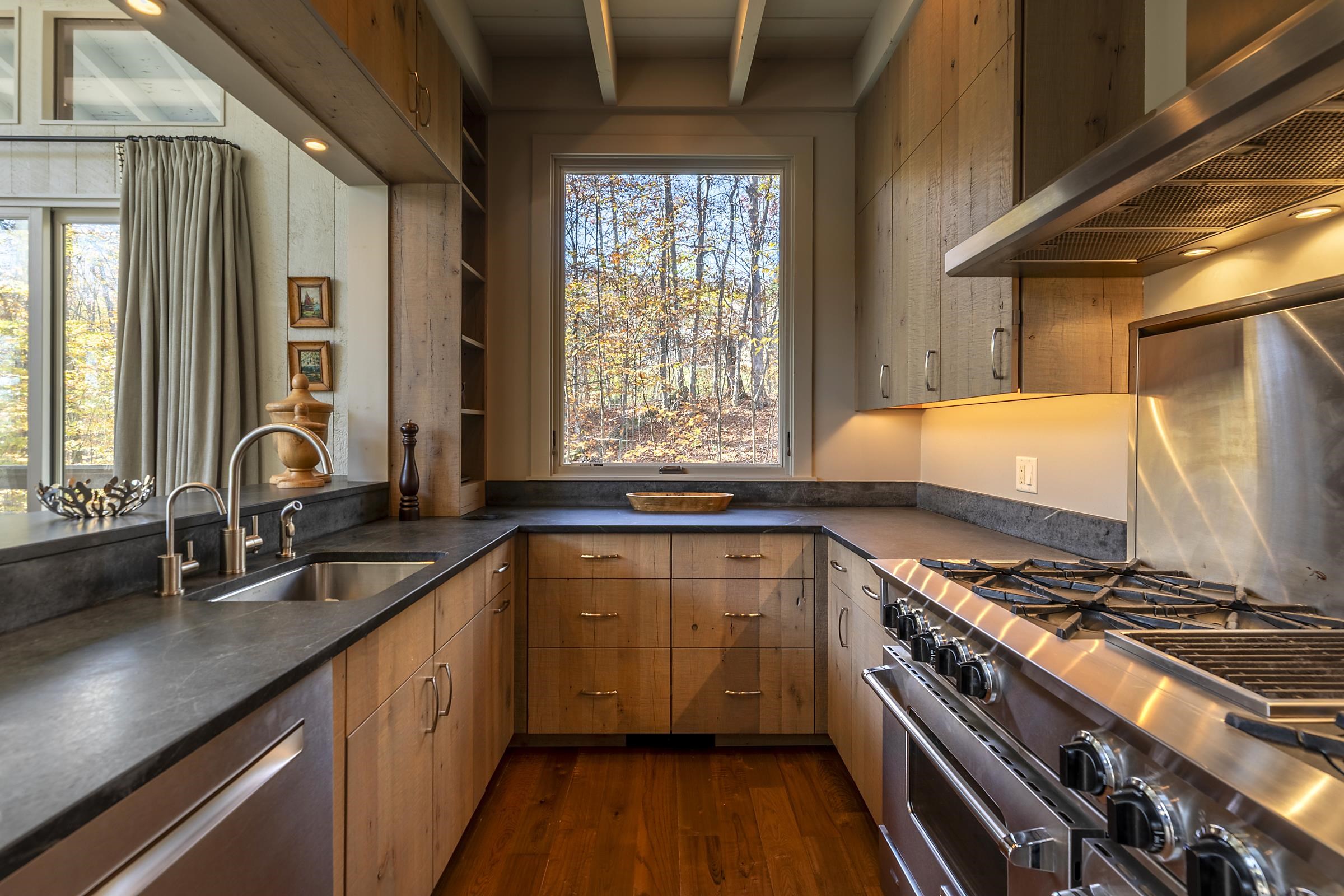 97 North Brookwood Road Stratton, VT 05340 - Photo 8 of 53