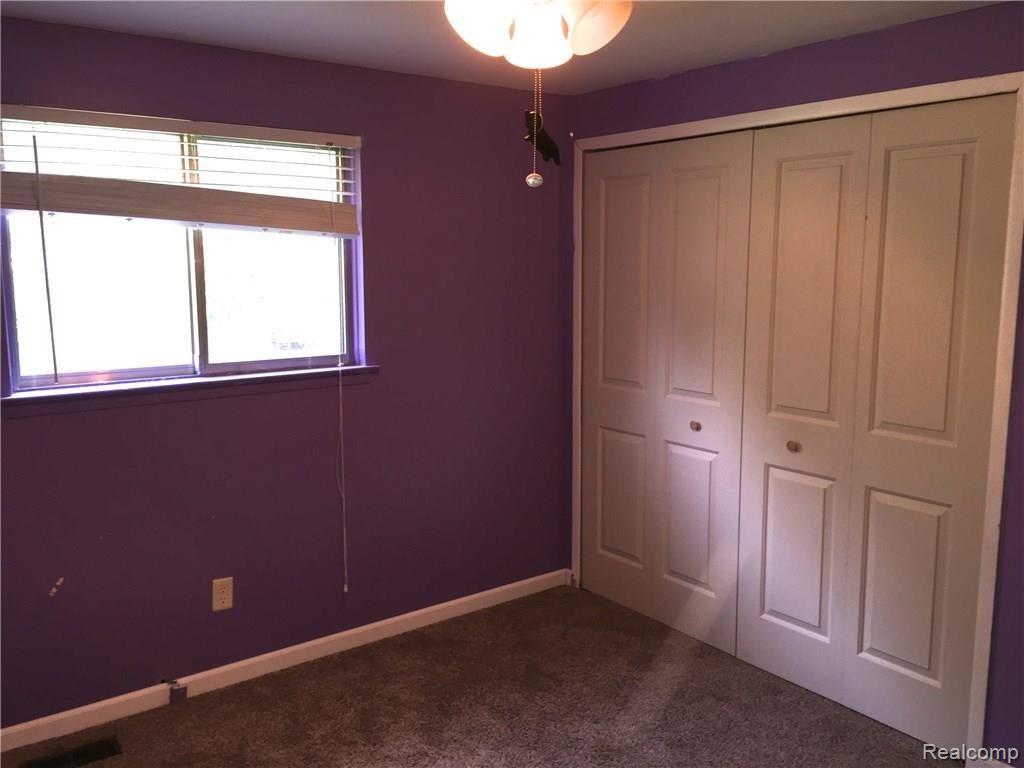 54452 Mound Road Utica, MI 48316 - Photo 24 of 34 IMG_4505.JPG