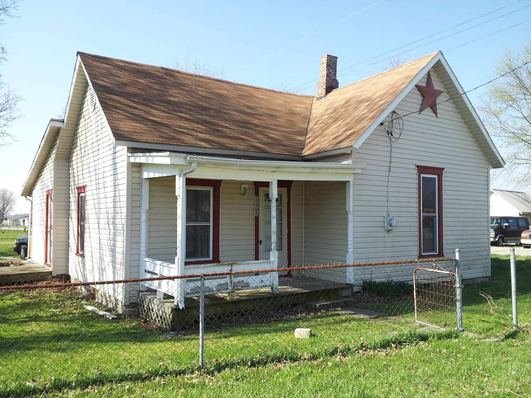 2303 Greenfield Sabina Road Leesburg, OH 45135 - Photo 1 of 2