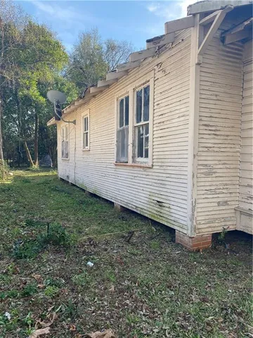 $5,500 | 2037 Day Street, Alexandria, LA 71301