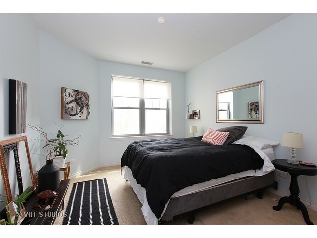 5556 North Sheridan Road, Unit 309 Chicago, IL 60640 - Photo 11 of 15