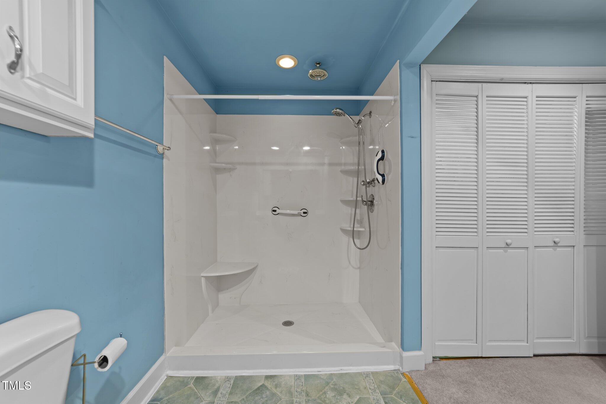 2719 Gordon Street Raleigh, NC 27608 - Photo 19 of 38 Primary Bathroom