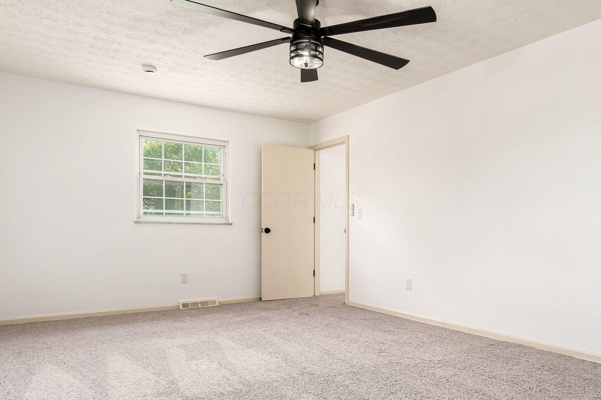 1466 Weybridge Road Columbus, OH 43220 - Photo 49 of 68