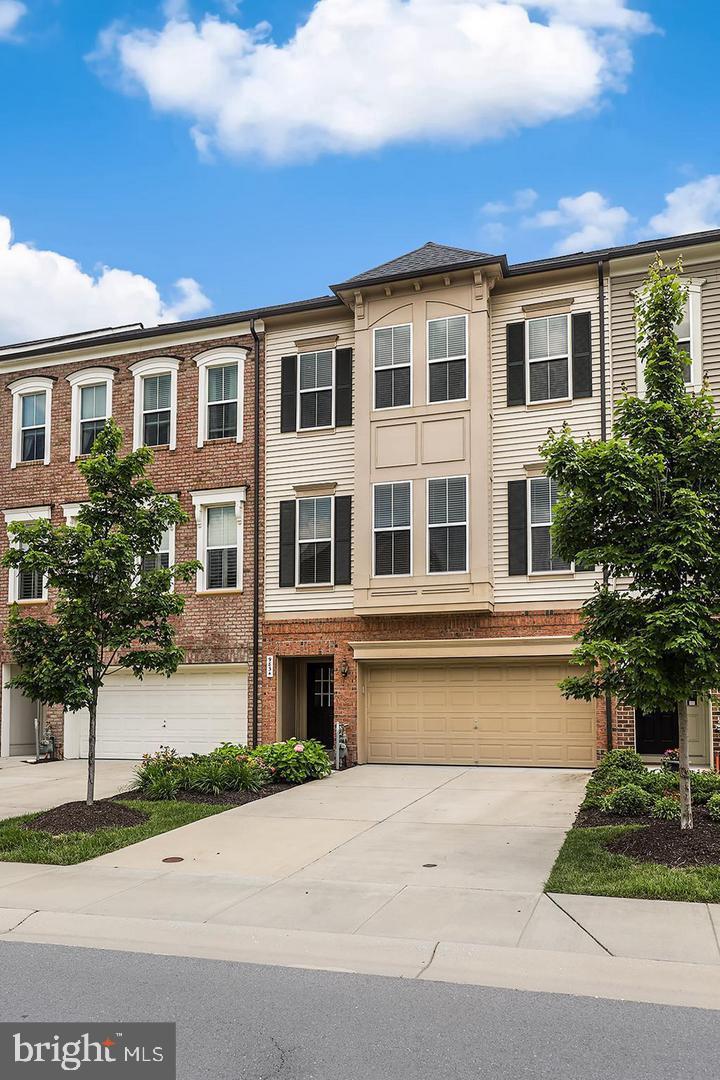 9834 Garden Ranges Laurel, MD 20723 - Photo 2 of 20
