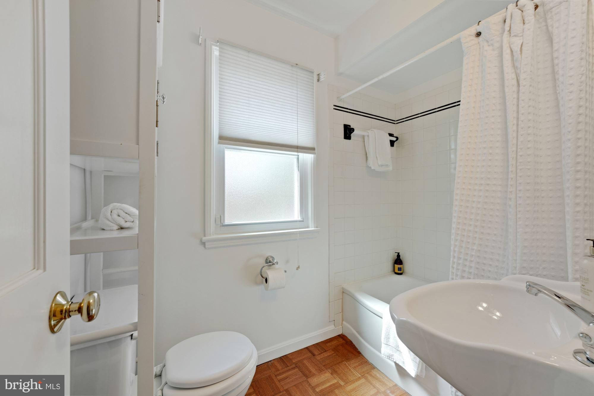 1102 Carson Street Silver Spring, MD 20901 - Photo 20 of 28 Gallery Image 20