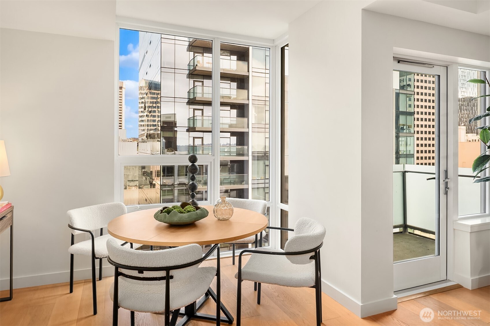 121 Stewart Street, Unit 1204 Seattle, WA 98101 - Photo 7 of 34