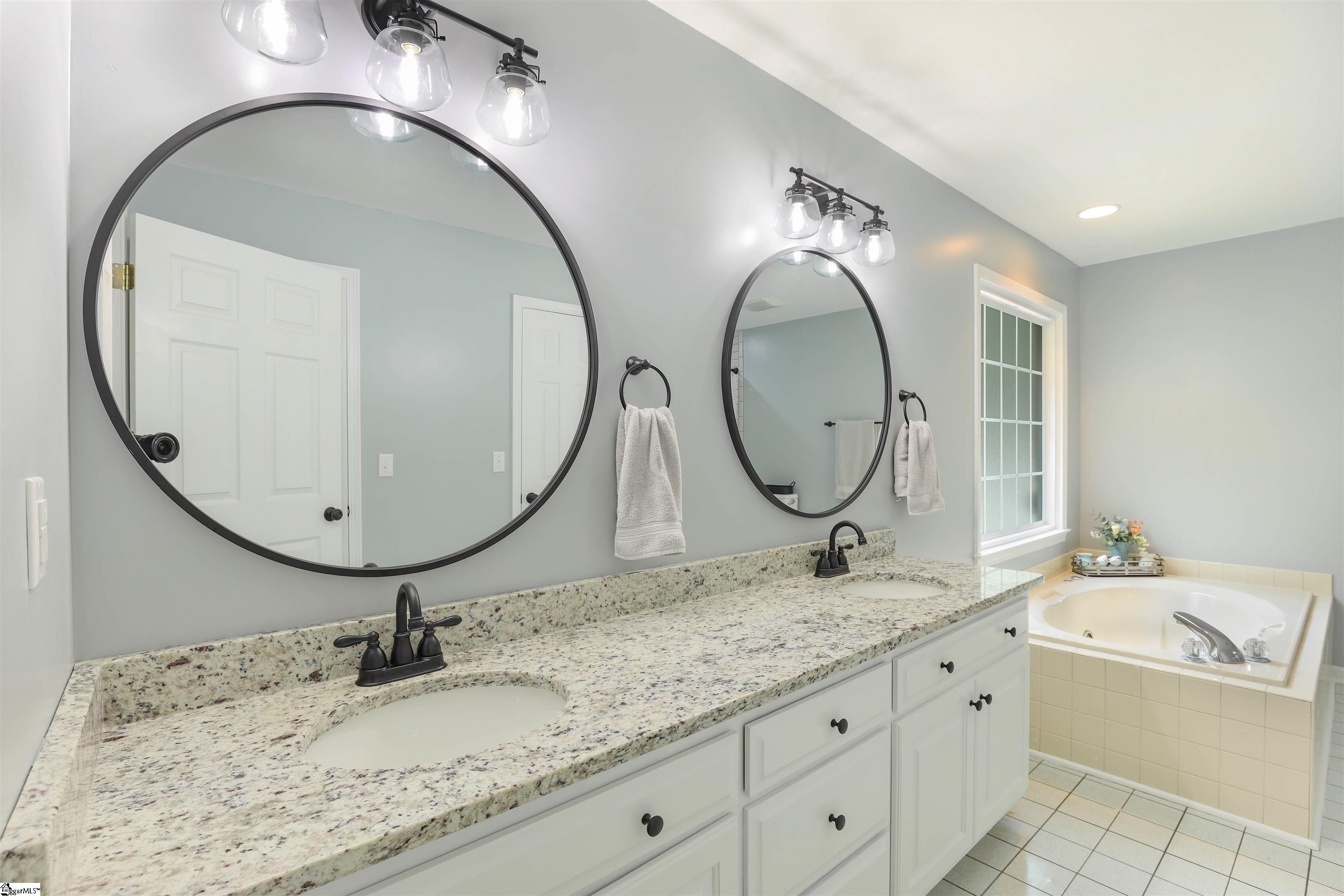 101 Halifax Road Easley, SC 29642 - Photo 17 of 37