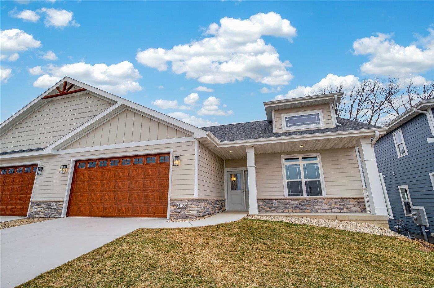 6485 Ridge View Way DeForest, WI 53532 - Photo 3 of 58