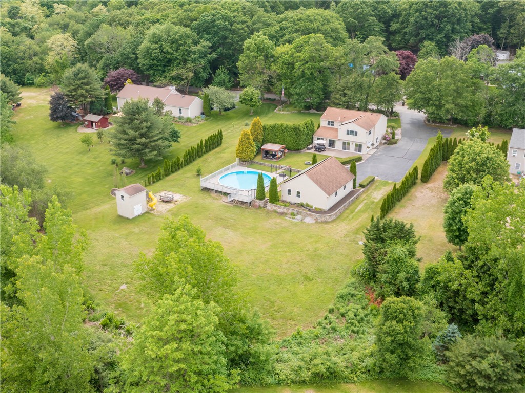 199 Colvintown Road Coventry, RI 02831 - Photo 3 of 40 So private!