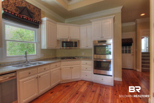 170 Clubhouse Circle Fairhope, AL 36532 - Photo 14 of 38 kitchen