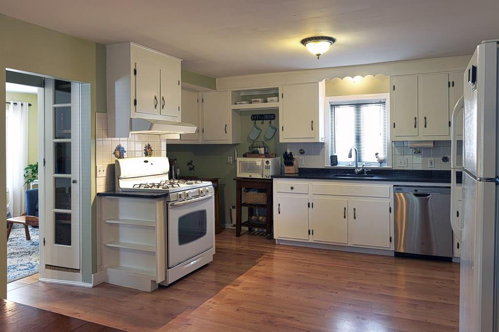 59 Rice Street Marlborough, MA 01752 - Photo 4 of 14 Gallery Image 4