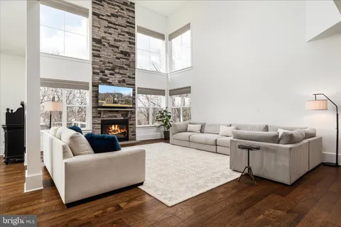 $1,849,990 | 40452 Windyhill Farms Drive, Aldie, VA 20105
