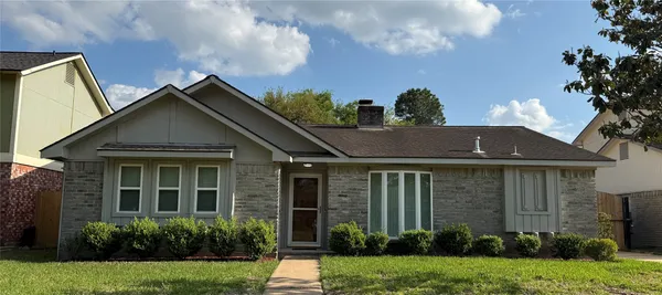 $2,100 | 21607 Park Wick Lane, Katy, TX 77450