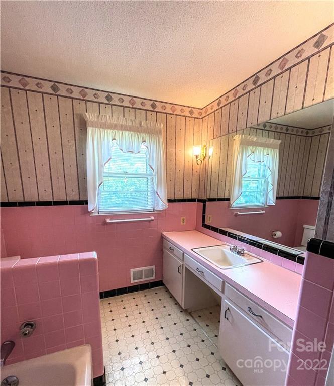 428 Ridge Street Albemarle, NC 28001 - Photo 18 of 38 Gallery Image 18